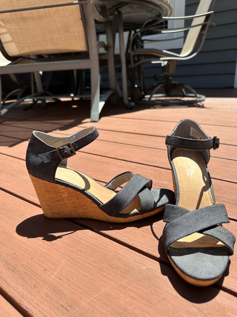 Toms Denim Cork Wedge Size 8.5 Sandals with Ankle Strap